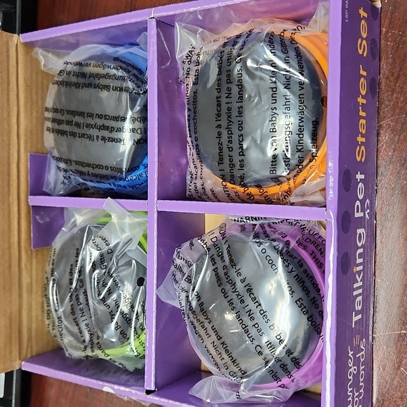 Hunger for Words Talking pet set NIB - Picture 2 of 3